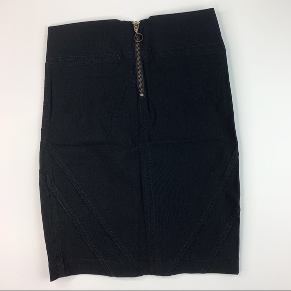 TRF | Skirt - Picture 2 of 3